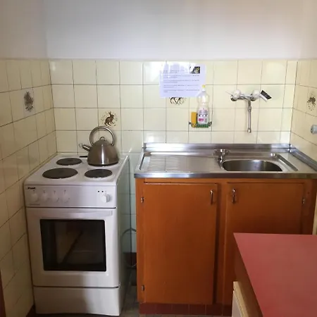Ecureuil Hotel 3*