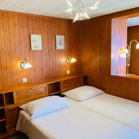 Ecureuil Hotel 3*
